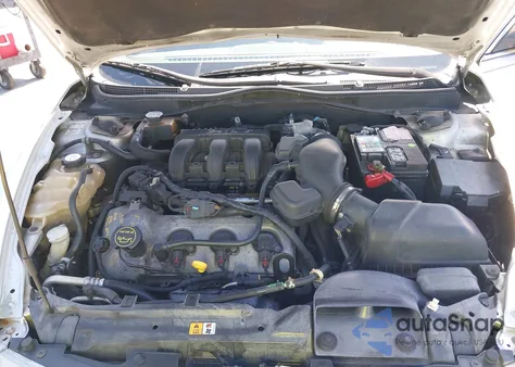 2010 Mazda Mazda6 S Touring Plus z USA, uszkodzony, nr VIN 1YVHZ8CB8A5M03193